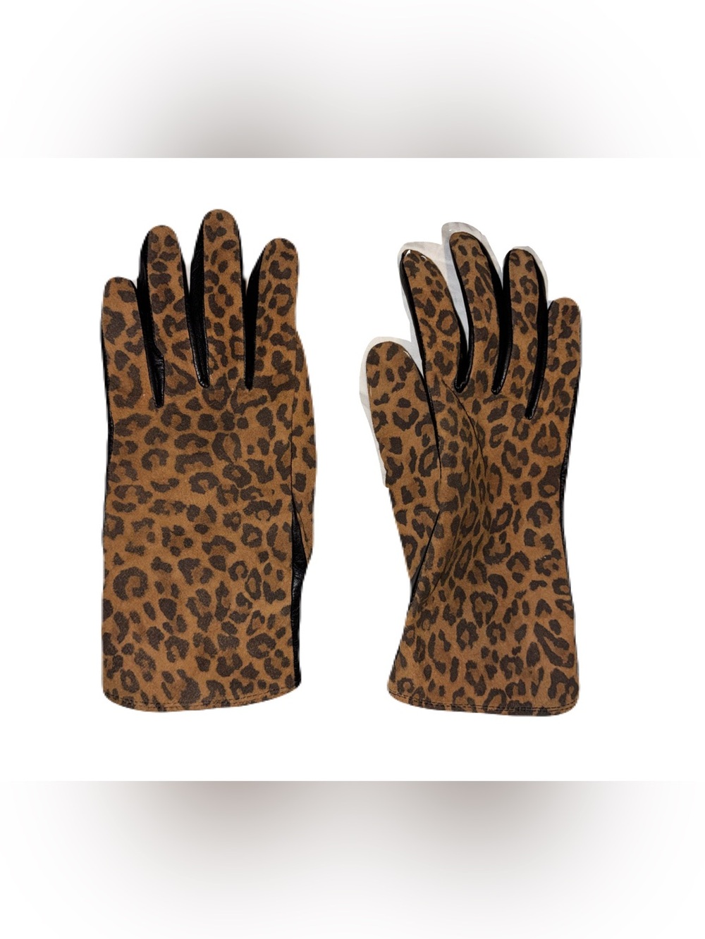 Lord & Taylor Genuine leather gloves